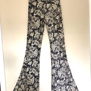 Novella Royale bells